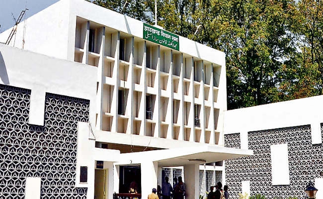 रांची : 600 से ज्यादा कर्मियों की फंसेगी नौकरी ड्राइवर से सचिव तक पर होगी कार्रवाई