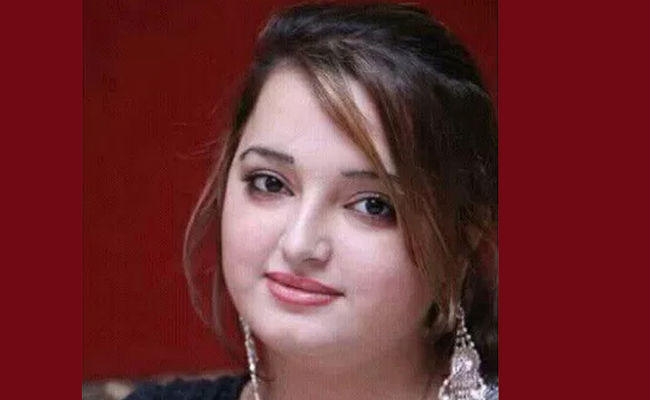 पाकिस्तान में अभिनेत्री व गायिका रेशमी की हत्या, पति ने मारी गोली!