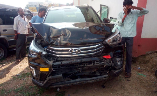 चौपारण : ब्लॉक मोड़ के पास तीन वाहन में जोरदार टक्कर ऑटो चालक सहित दो की मौत