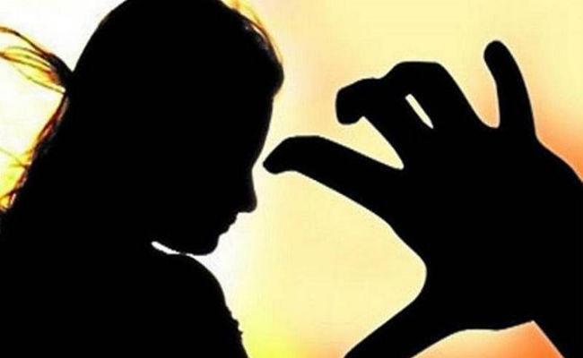 पत्नी को भाई के साथ आपत्तिजनक स्थिति में देख उठाया खौफनाक कदम