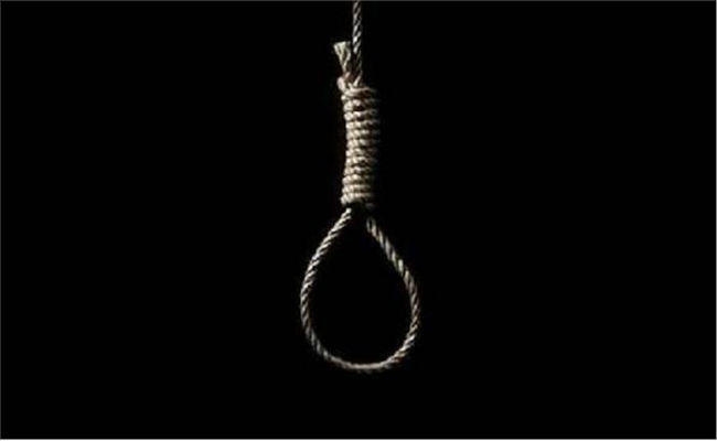 गुमला : आर्थिक तंगी के कारण महिला ने की आत्महत्या