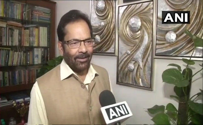 Rafale deal : राहुल गांधी पर नकवी का हमला, कहा-जिस व्यक्ति का पप्पू से लेकर गप्पू तक का सफर…