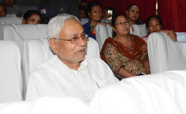 बिहार के मुख्यमंत्री नीतीश कुमार एम्स में भर्ती, आंख और घुटने में समस्या