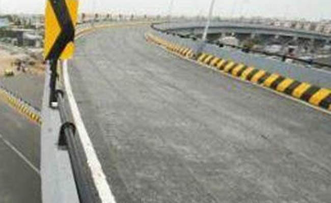 फ्लाइओवर निर्माण कंपनी को 25 वर्षों तक करना होगा रखरखाव