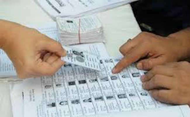 एक करोड़ मतदाताओं ने कराया मतदाता लिस्ट का सत्यापन