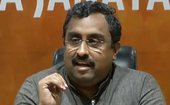 पाकिस्तान सिर्फ भारत के लिए नहीं, पूरे विश्व के लिए चुनौती : राममाधव