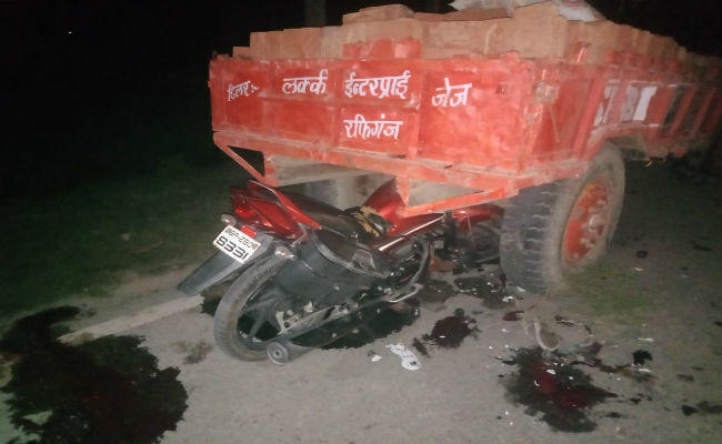 औरंगाबाद में सड़क दुर्घटना में एक ही गांव के तीन लोगों की हुई मौत