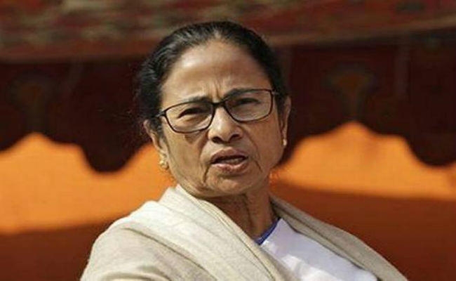राज्य में समानांतर सरकार चलाने की हो रही है कोशिश : ममता बनर्जी