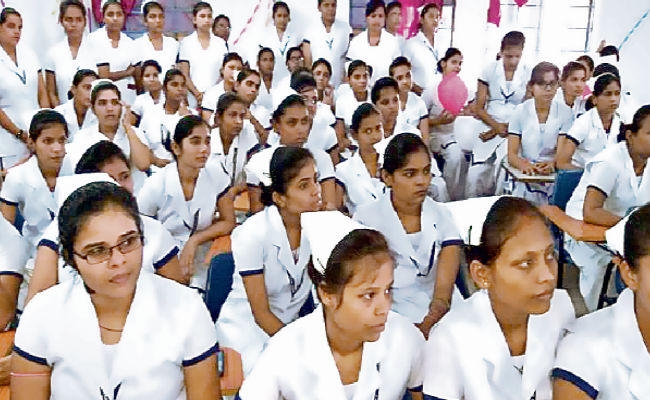 पटना : अब सरकारी कोटे से भरी जायेंगी निजी नर्सिंग स्कूलों की आधी सीटें