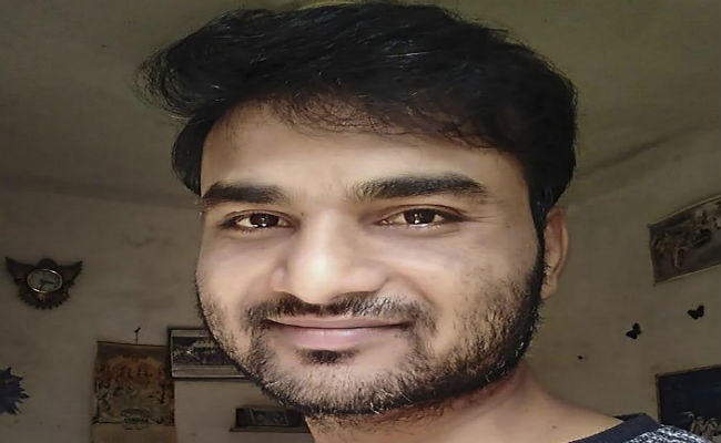 BHU के प्रोफेसर फिरोज खान ने धर्म संकाय से दिया इस्तीफा, कला संकाय में करेंगे नौकरी