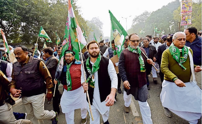 नागरिकता कानून का विरोध : बिहार बंद में कई जगहों पर हंगामा फुलवारीशरीफ में झड़प, चली गोली