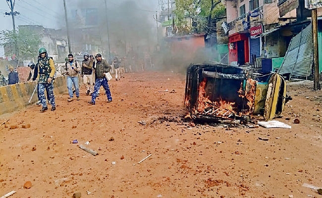 बिहार बंद के दौरान बवाल : फुलवारी में फायरिंग व पथराव, कई घायल, घायलों में आम राहगीर सहित कई पुलिसकर्मी शामिल