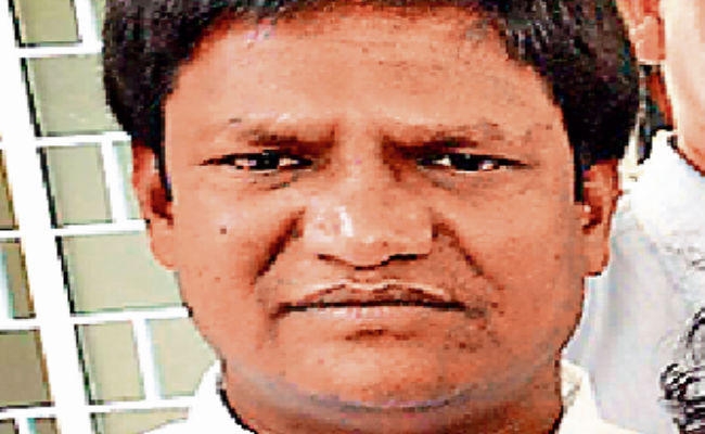 बाघमारा के विधायक ढुल्लू से मांगी पांच करोड़ की रंगदारी