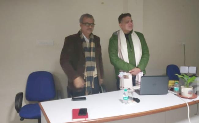 मीडिया के सामने FakeNews गंभीर चुनौती है : इंदु शेखर