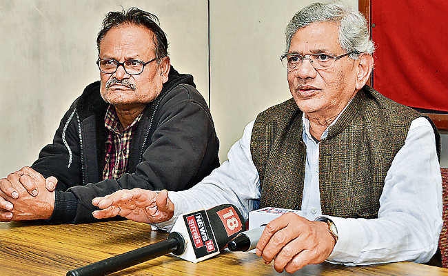 रांची : रिम्स में लालू से मिले सीताराम येचुरी, कहा- गठबंधन चुनाव से पहले होगा, नेता चुनाव के बाद