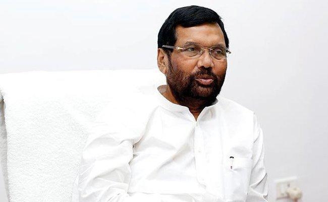 पटना : रामविलास पासवान के दही-चूड़ा भोज में जुटेंगे दिग्गज