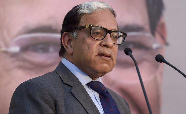 न्यायमूर्ति एके सीकरी की इच्छा, समाप्त होना चाहिए विवाद