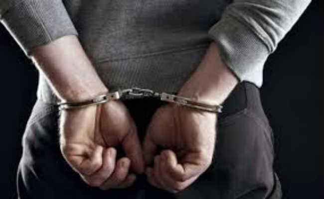 100 करोड़ की ब्लैक मनी वाइट करने का आरोपी गिरफ्तार