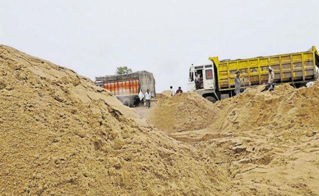 पटना : स्थानीय स्तर पर बालू बेचने के लिए खुदरा विक्रेताओं को मिलेगी अनुमति