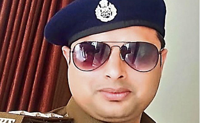 बीपीएससी टॉपर : नौकरी मिलने के बावजूद टॉपर बनने की ठानी थी जिद