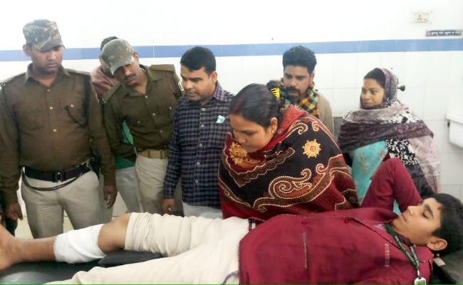 DAV स्कूल पढ़ने जा रहे छात्र को अपराधियों ने मारी गोली