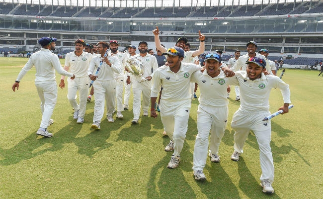 रणजी ट्रॉफी चैंपियन टीम विदर्भ को मिलेगा तीन करोड़ रुपये का इनाम