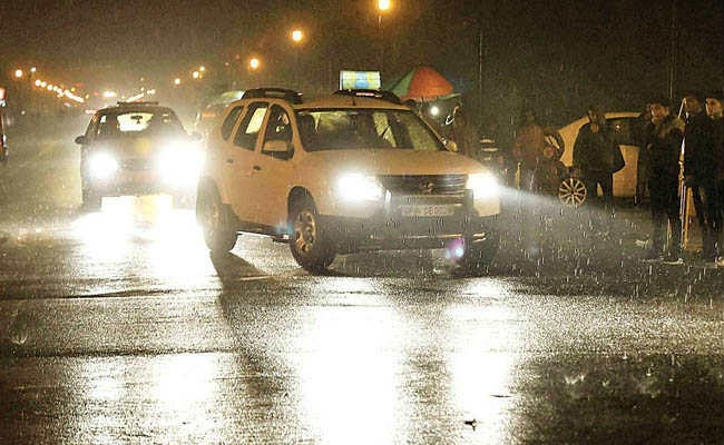 मुजफ्फरपुर : मौसम ने लिया करवट हवा के साथ बूंदाबांदी