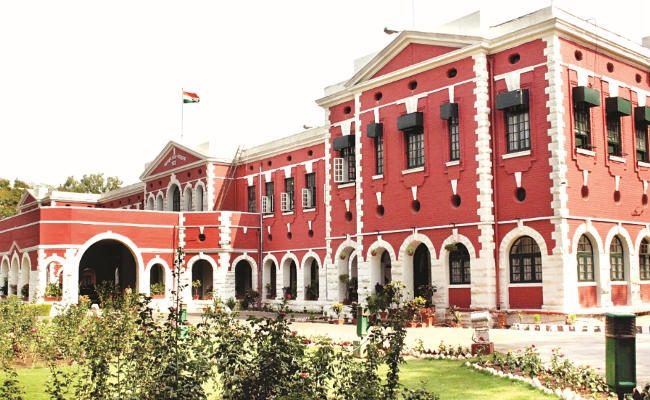 ….जब झारखंड कोर्ट ने कहा, पेंशन सेवानिवृत्तकर्मियों का अधिकार है, दान नहीं