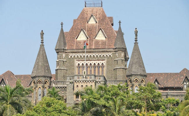 बॉम्बे हाईकोर्ट ने अनिल अंबानी की रिलायंस पावर और उसके प्रबंधन को लगायी फटकार