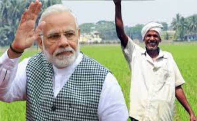 सारवां : मोबाइल पर राशि आने का मैसेज मिलते ही खिल गये चेहरे, किसानों के बैंक खाते में आये दो-दो हजार