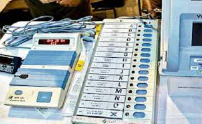 2739 प्रत्याशी मैदान में, इवीएम से होगा मतदान