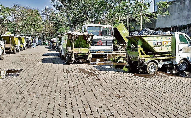 रांची : शहर की सफाई में लगी कंपनी को किया टर्मिनेट