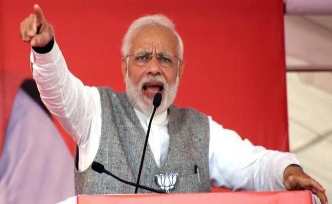 दांडी यात्रा की वर्षगांठ पर बोले मोदी – कांग्रेस की संस्कृति गांधीवादी विचारों की विरोधी