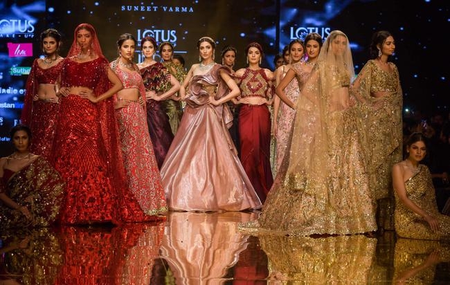 India Fashion Week की कुछ खास तस्वीरें