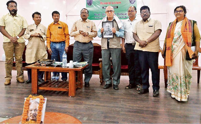 जयपाल सिंह मुंडा की पुण्यतिथि : जमीन को आदिवासियों का मौलिक अधिकार बनाना चाहते थे जयपाल सिंह मुंडा : वीर भारत