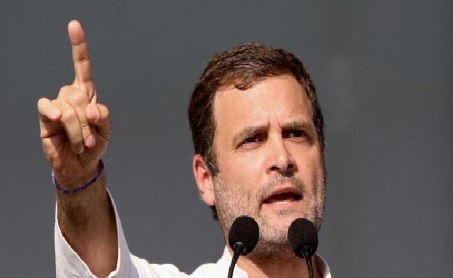 भगत सिंह, राजगुरु और सुखदेव के विचारों की लड़ाई जारी रखेंगे: राहुल