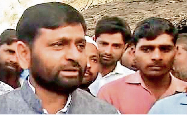 कांग्रेस से पीढ़ियों पुराना रिश्ता तोड़ा, अब हाजी हारून लड़ेंगे राहुल गांधी के खिलाफ चुनाव