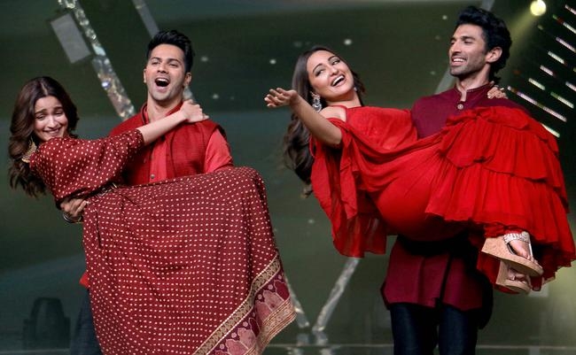 ”कलंक” का प्रमोशन जारी, देखें कुछ खास तस्वीरें