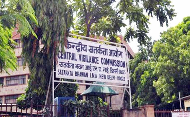 CVC को अब भी है सरकार की मंजूरी का इंतजार, 79 भ्रष्ट कर्मचारियों पर चलाना चाहता है मुकदमा
