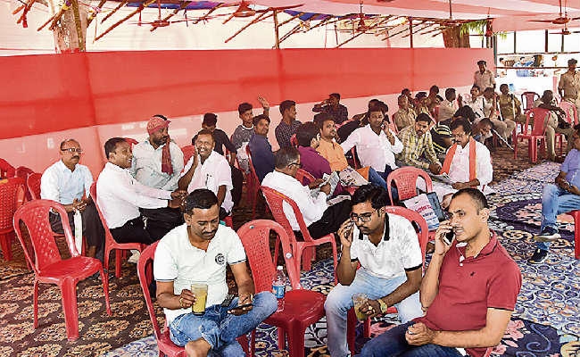 पटना : नामांकन शुरू, पटना साहिब के 21.41 लाख व पाटलिपुत्र के 19.17 लाख वोटर चुनेंगे अपने सांसद, दो मई तक नामवापसी