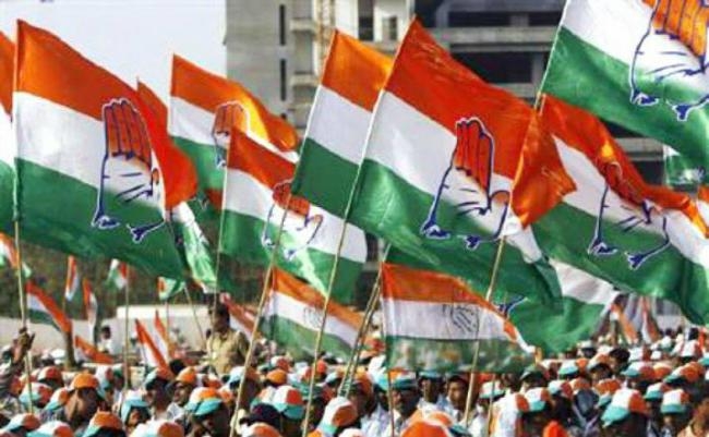 पंडित नेहरू की संसदीय सीट रहे फूलपुर में कांग्रेस के लिए पांव जमाना आसान नहीं