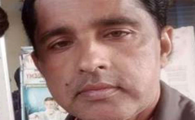 कौशल विकास केंद्र के संचालक की लड़कियों के साथ अश्लील तसवीर वायरल, IACT संचालक फरार