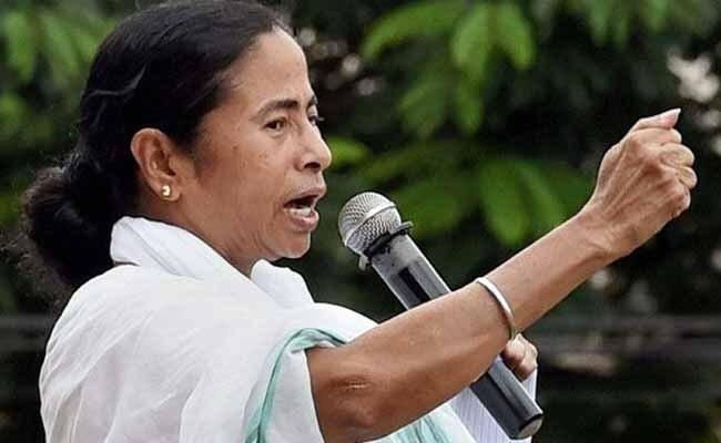 तृणमूल को तोड़ने की हो रही साजिश