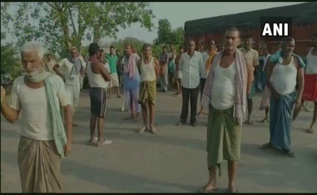 बेगूसराय में भाजपा नेता की पीट-पीटकर हत्या, घर के बाहर मिली लाश