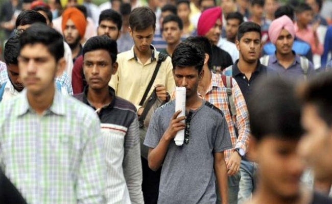 बेरोजगार युवकों को स्वनिर्भर बनायेगी राज्य सरकार