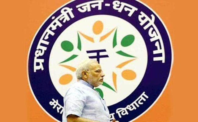 जनधन खातों में जमा राशि एक लाख करोड़ रुपये के पार