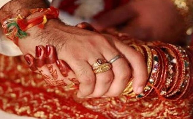 शादी की खबर सुनकर प्रेमी के पास पहुंची प्रेमिका और फिर…