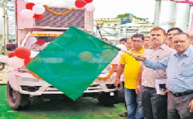 छोटे परिवार में हैं खुशियां अपार : डॉ श्रीनाथ प्रसाद