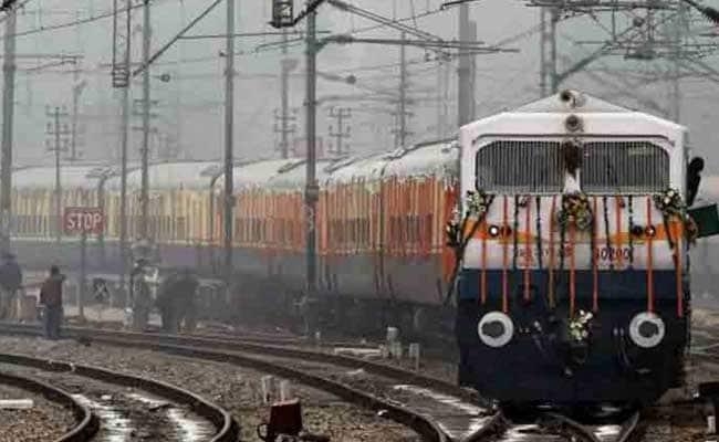 श्रावणी मेला में चलेगी पांच स्पेशल ट्रेनें