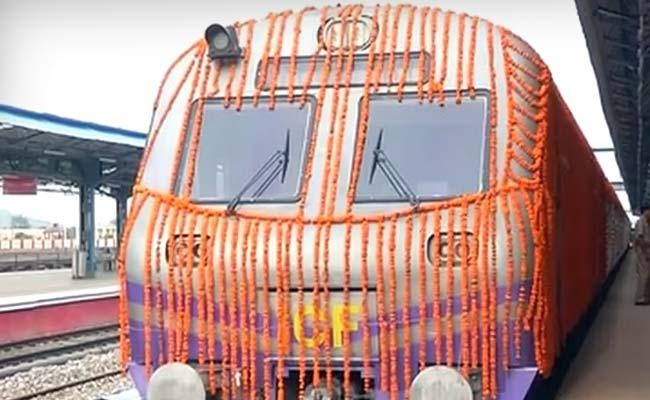दुर्गापूजा से पहले मिल सकती है ईस्ट-वेस्ट मेट्रो के प्रथम फेज की सौगात